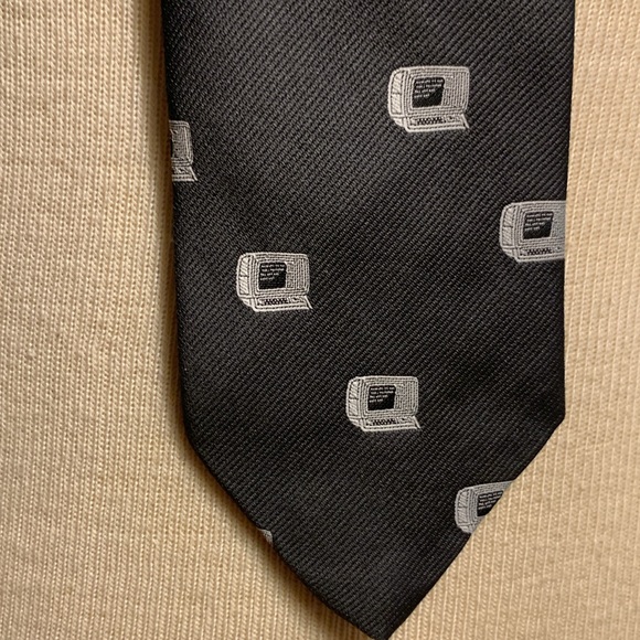 RETRO 80’s EARLY APPLE MAC PC PERSONAL COMPUTER TECH GEEK COMPUTER NERD - Picture 4 of 11